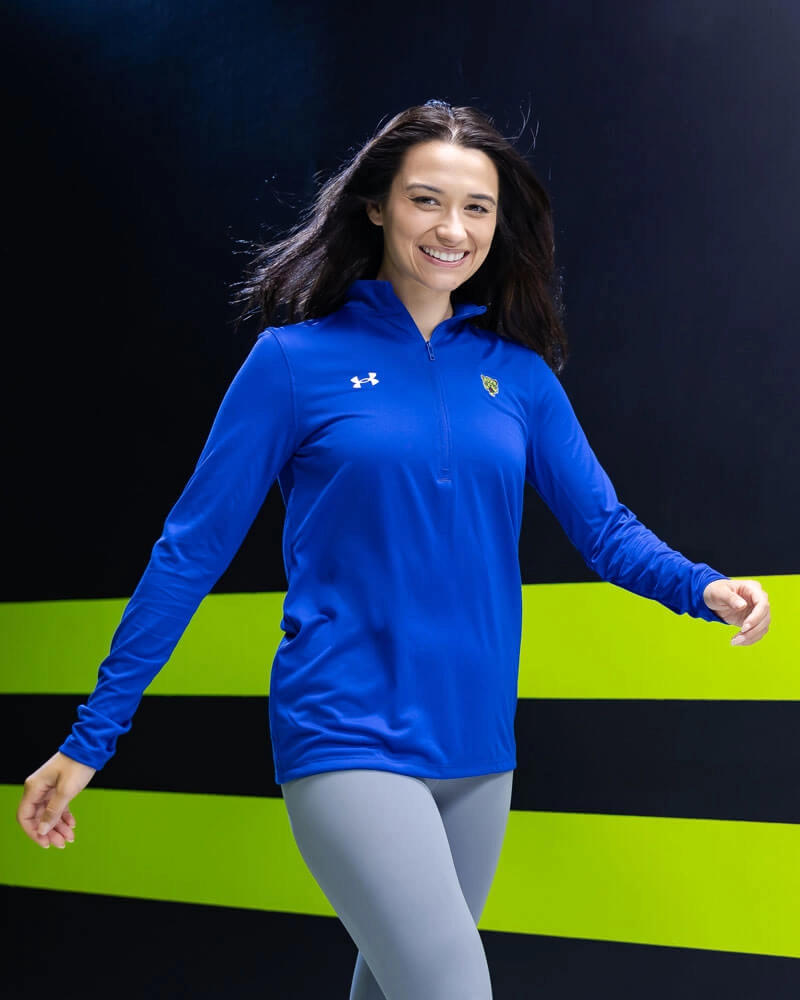  Customized New Balance clothing with sports team logos